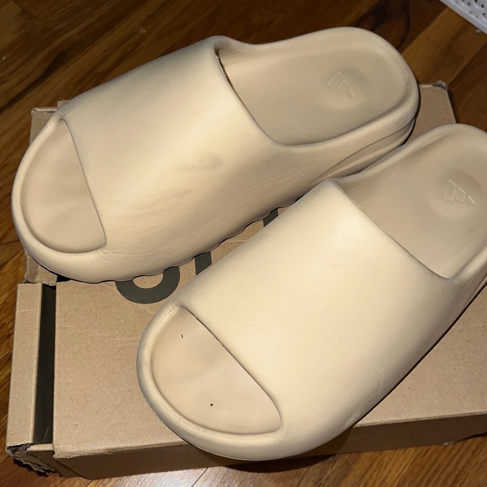 Yeezy Slides